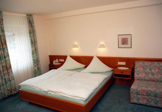 Gasthaus Merkel Hotel Bad Berneck im Fichtelgebirge Oda fotoğraf